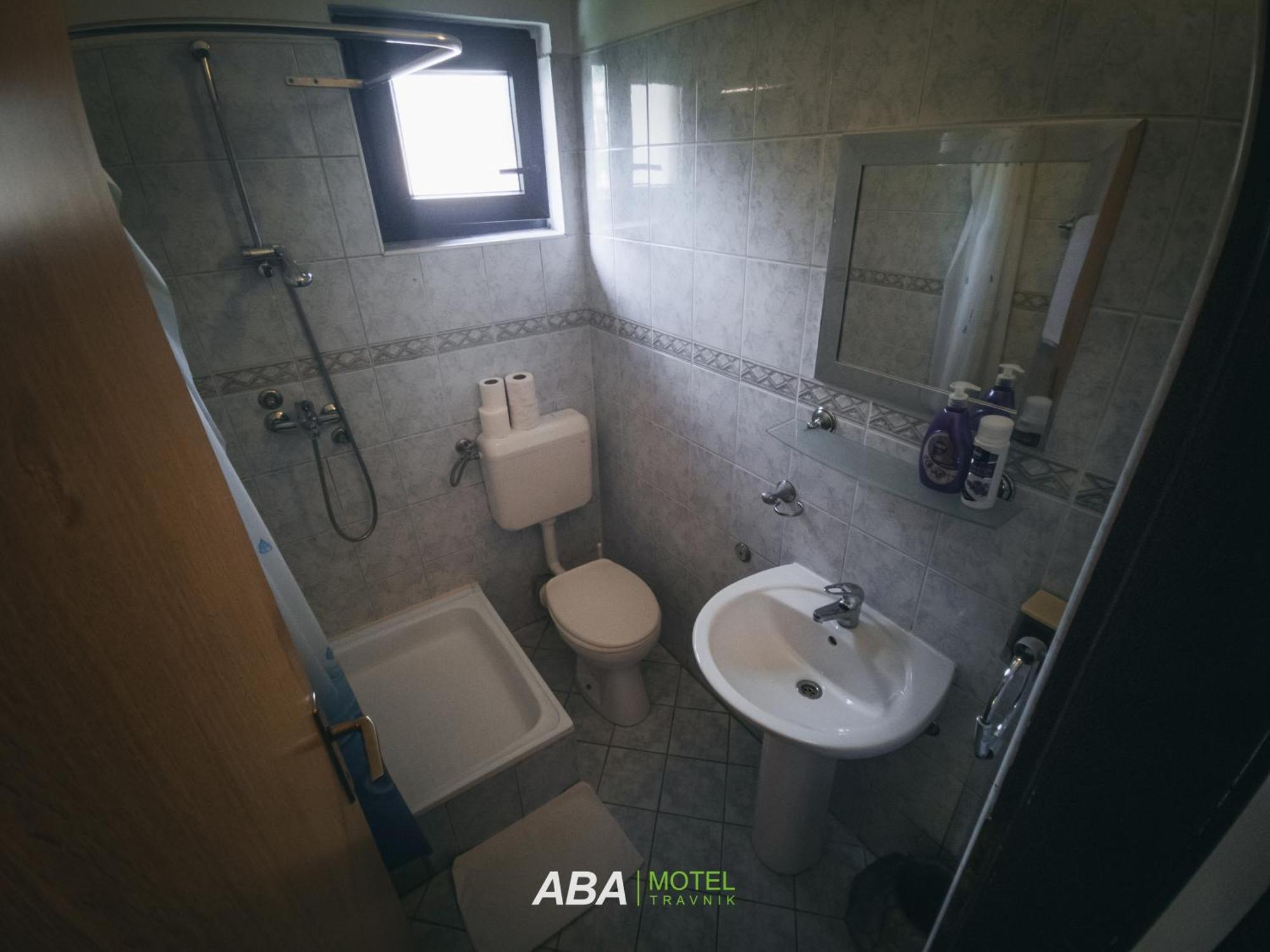 Garni Motel Aba Travnik Buitenkant foto