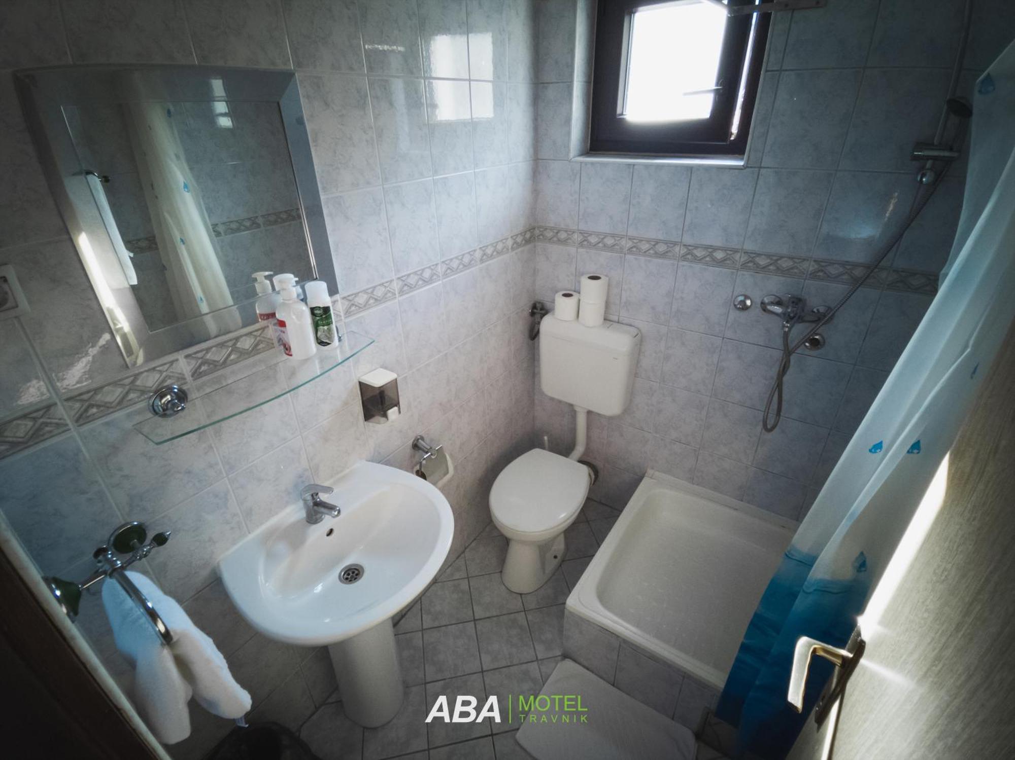 Garni Motel Aba Travnik Buitenkant foto